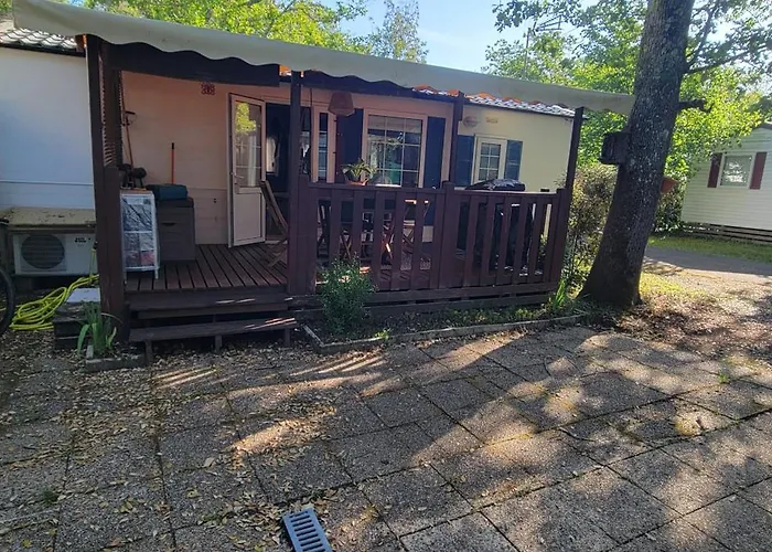 مكان تخييم Mobil-home Climatise 4 Pers 2 *